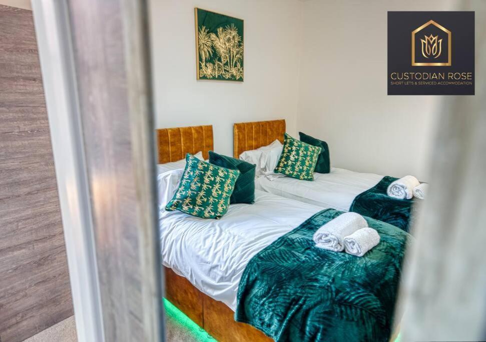Two Bedroom - Central Peterborough - New Year Discount Екстер'єр фото